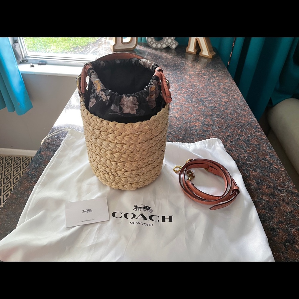 Coach Straw barrel bag 68539